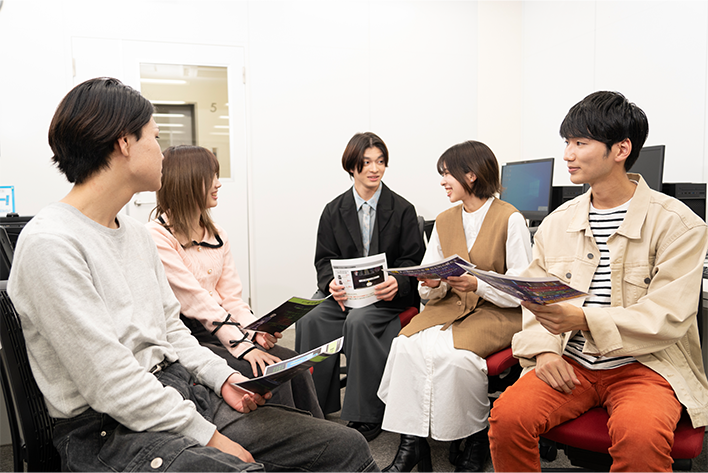 ゲームクリエイターになるには？職種・仕事内容・学校・資格を徹底解説！